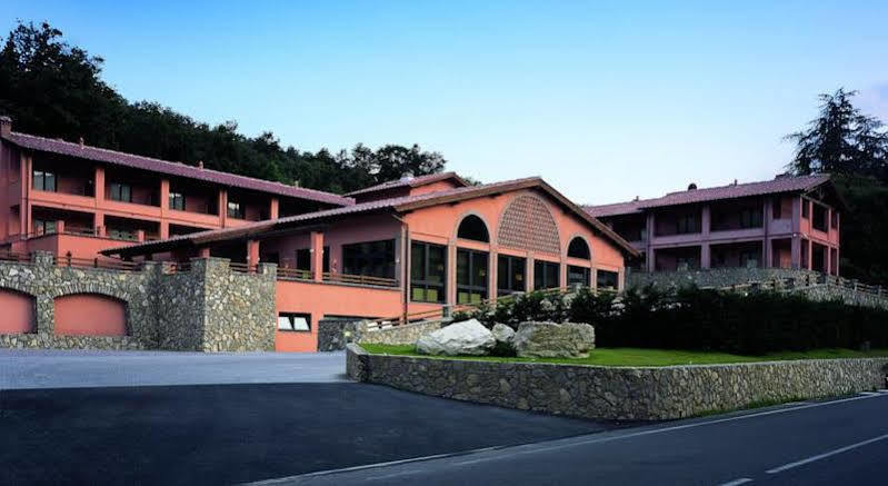 Meridiana Country Hotel Calenzano Bagian luar foto